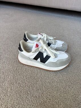 Boys size 3.5 New Balance 327 White Gray Black Casual Sneakers
